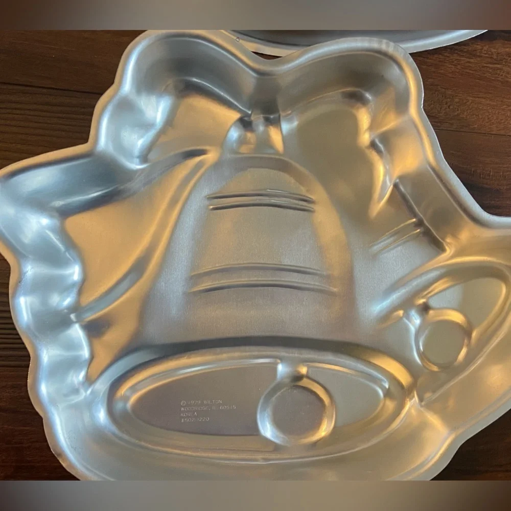 Vtg 1979 Wilton Lot Of 2 Double Bells Aluminum Cake Pan 502-1220